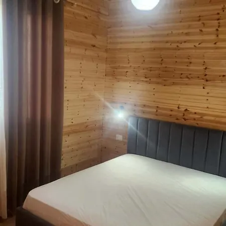 Uniklajd Villa-s *