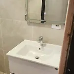 山林小屋 Uniklajd Villa-s