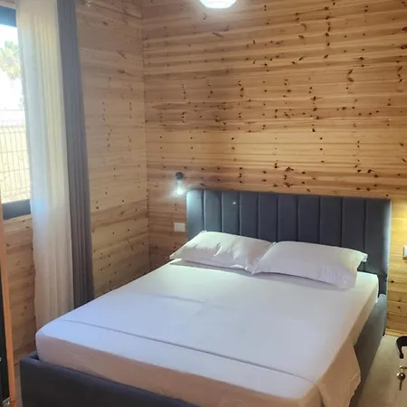 Uniklajd Villa-s 山林小屋 格勒姆