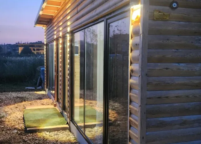 Uniklajd Villa-s 山林小屋 格勒姆